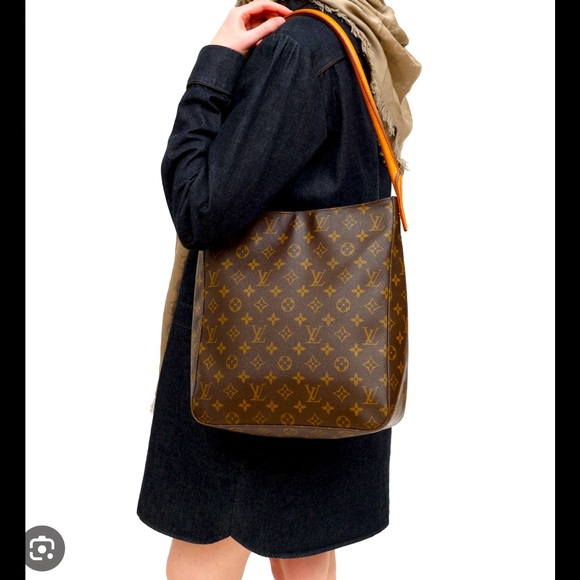 Louis Vuitton Looping GM- PreAuthenticated by Lord and Taylor- Willing to trade - Picture 2 of 8